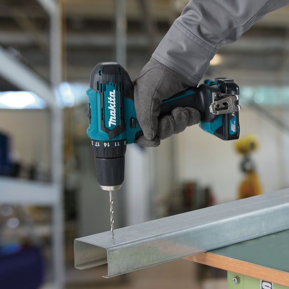 Makita DF333DWAE Borr-/Skruvdragare 12V (2x2,0ah) - borrskruvdragare