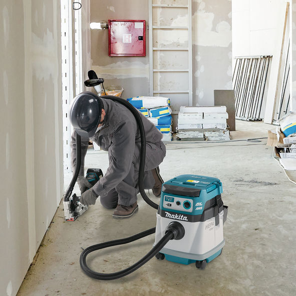 Makita DVC154LZ Dammsugare 2x18V/230V AWS LXT (Utan batterier) - med