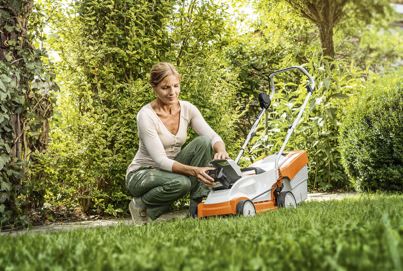 Stihl RMA 235 Set Gräsklippare Batteridriven (1x3,9ah) - AK20/AL101) - med